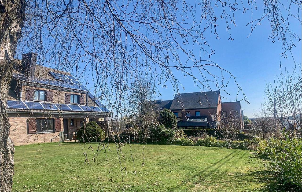 Stunning Apartment In Bastogne With Wifi Eksteriør billede